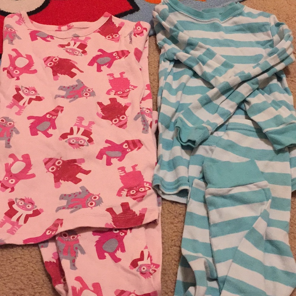 Long sleeve with pants pjs sets size 5t